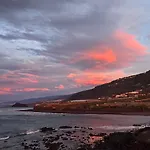 Ocean Sunrise View Apartment Caleta de Interian